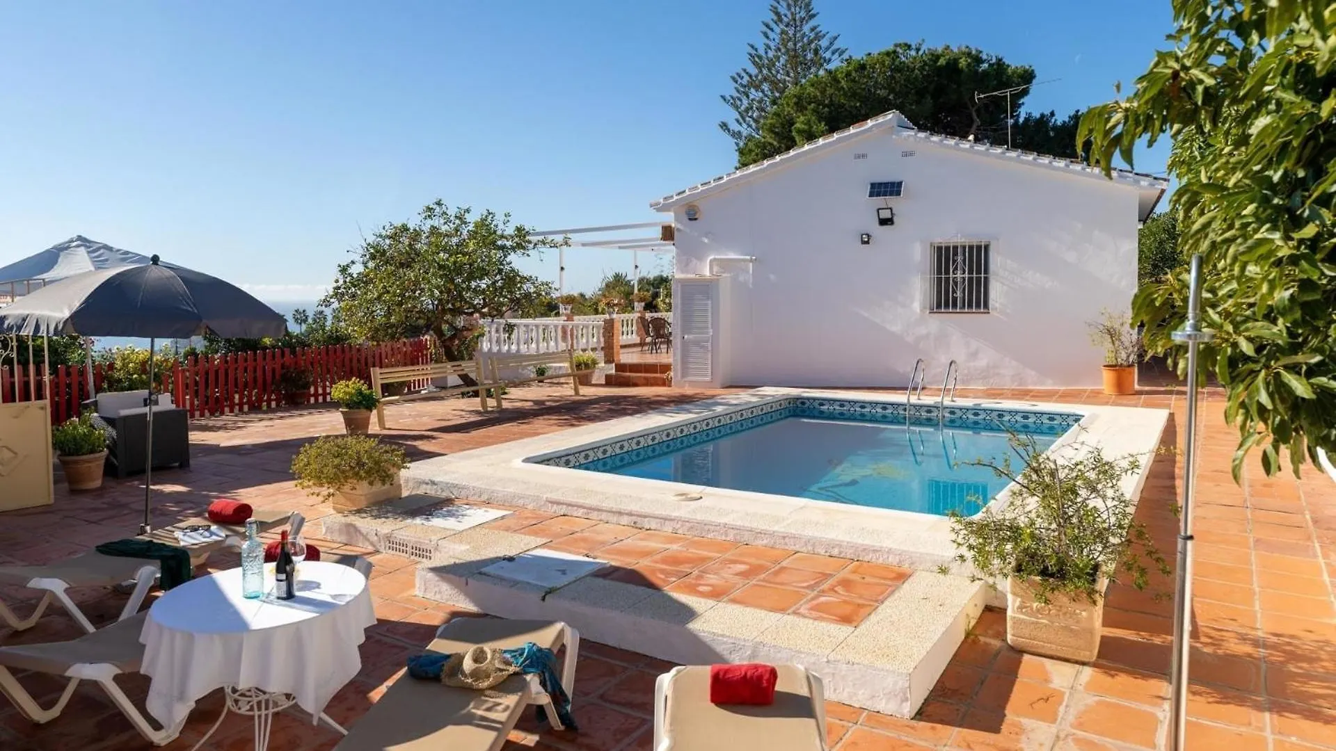 Ferienhaus Mit Privatpool Fuer 6 Personen Ca 90 Qm In Nerja, Andalusien Costa Del Sol Nerja