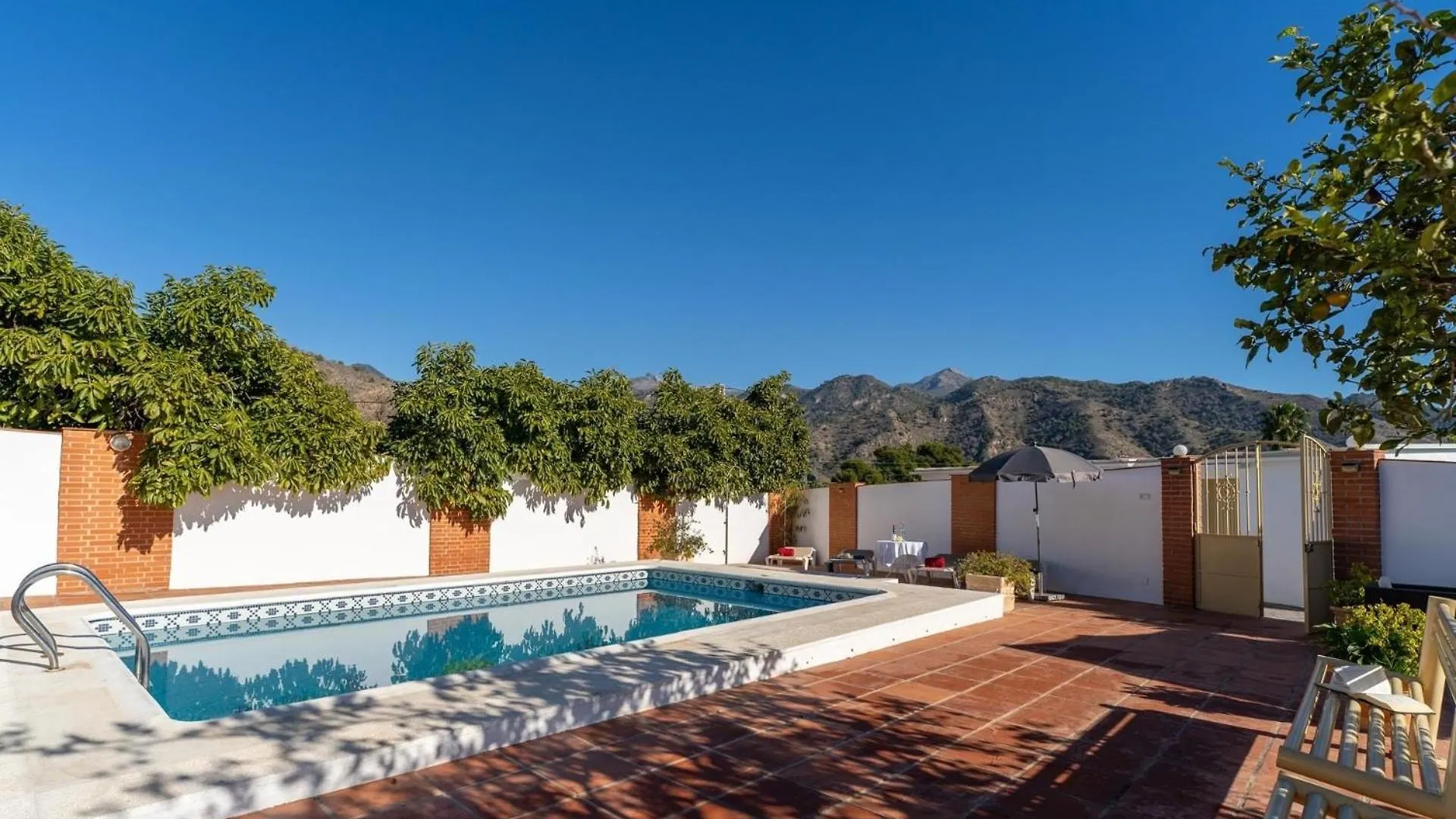Ferienhaus Mit Privatpool Fuer 6 Personen Ca 90 Qm In Nerja, Andalusien Costa Del Sol Nerja