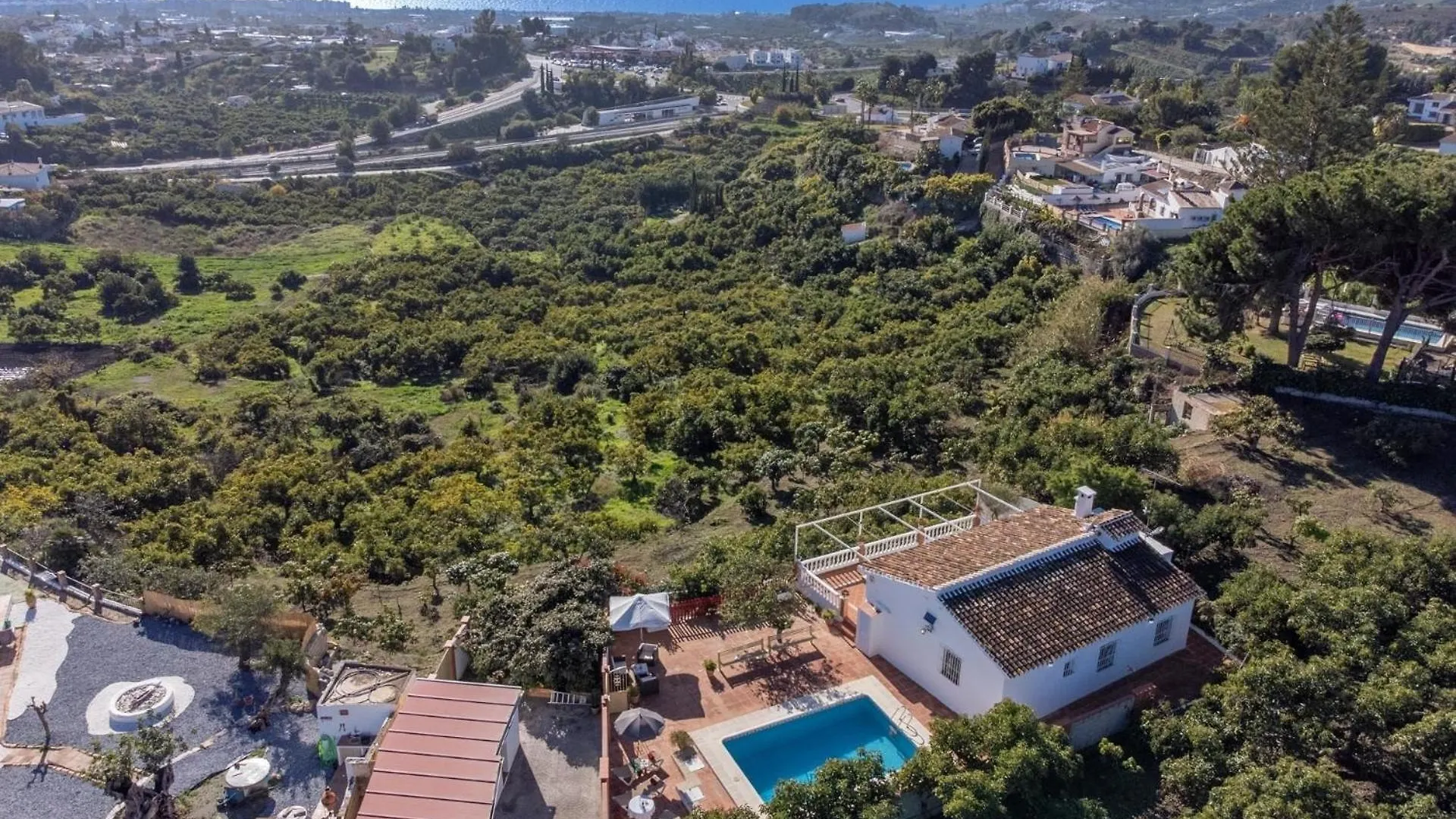 Ferienhaus Mit Privatpool Fuer 6 Personen Ca 90 Qm In Nerja, Andalusien Costa Del Sol